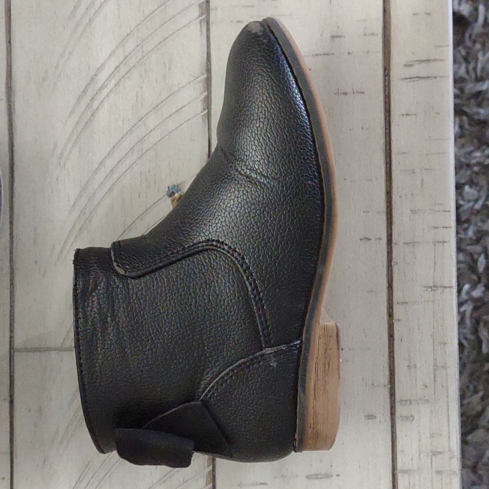 Booties - Picture 2 of 4